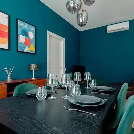 Lz1 - Center With Unique Private Garage Appartement Triëst